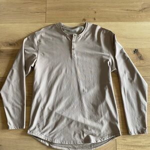 NWOT BYLT Mens Light Brown/Tan Henley Drop-Cut Long Sleeve